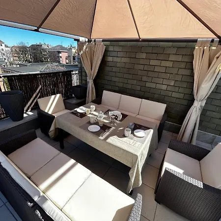 Ferienwohnung R39 Attic With Terrace And Private Parking Mailand Exterior foto