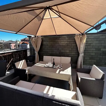 Ferienwohnung R39 Attic With Terrace And Private Parking Mailand Exterior foto