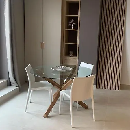 Ferienwohnung R39 Attic With Terrace And Private Parking Mailand Exterior foto