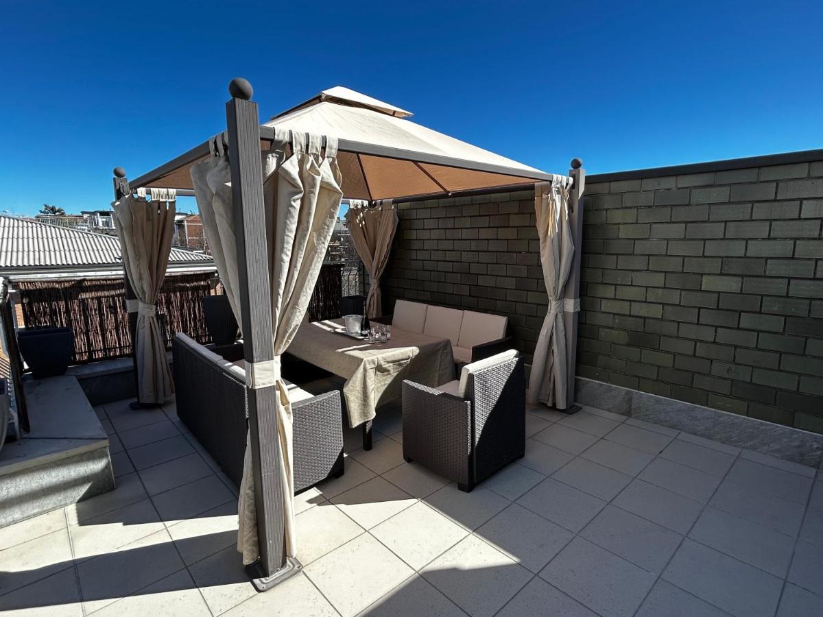R39 Attic With Terrace And Private Parking Appartement Milan